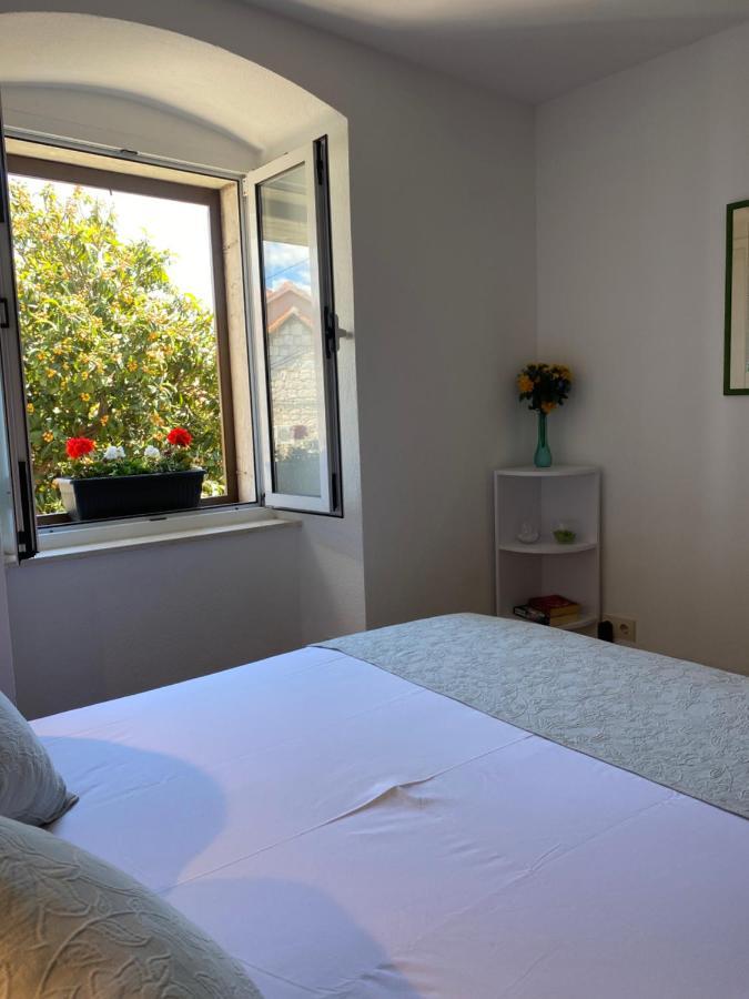 Mediterano Apartment - City Center Split Bagian luar foto